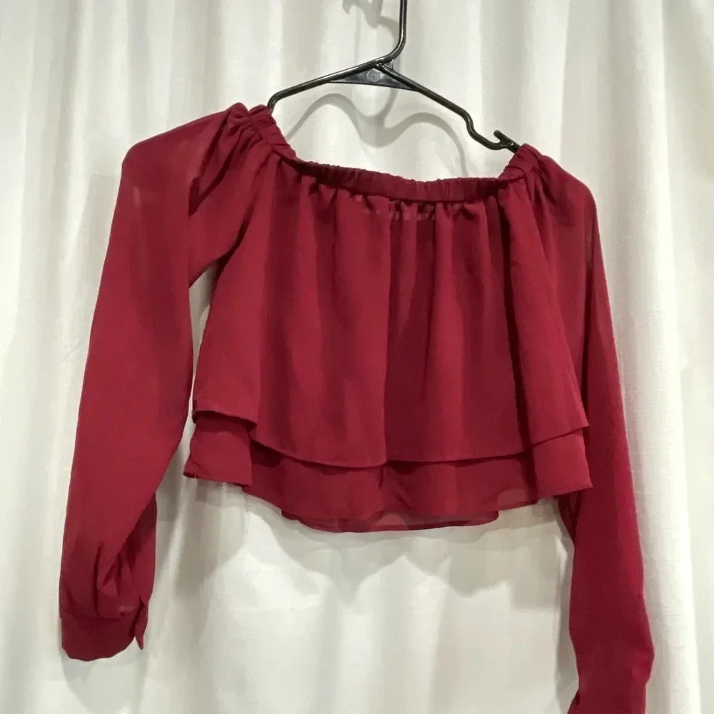 Crop Off-the-Shoulder Top Maroon Size Small Long Sleeved
